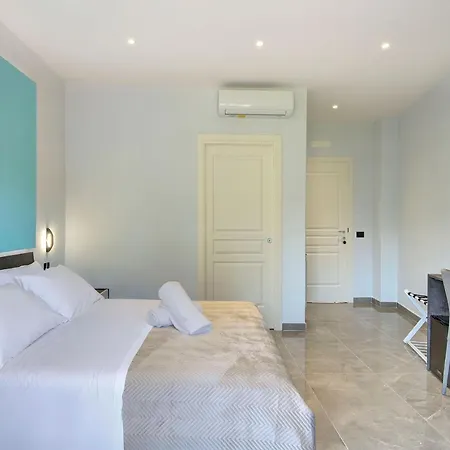Garibaldi Rooms-3
