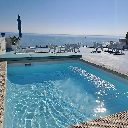 Blue Life, Luxury Rooms Beachfront Rooftop Between Palermo And Cefalu'-2
