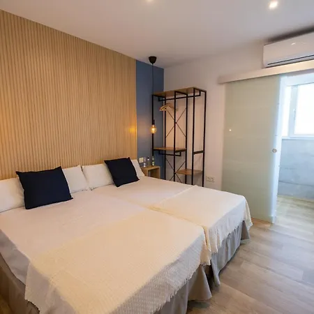 Hostal Royal Bliss-3