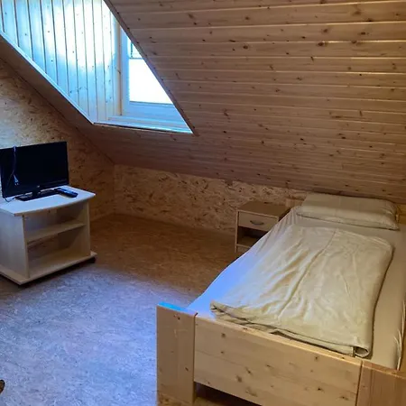 Familiengasthof Schaller - Zimmer mit eigenem Bad/WC am Gang-2