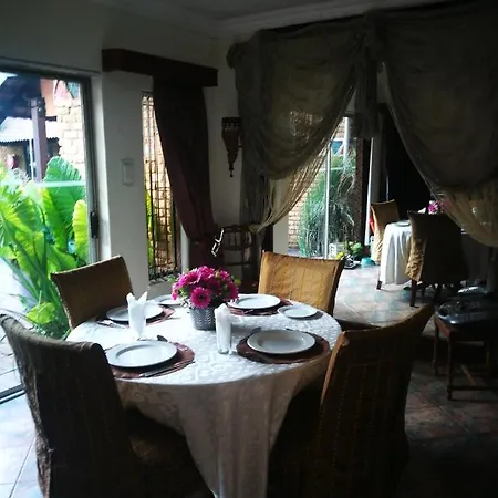 Condor House Luxury Room-3