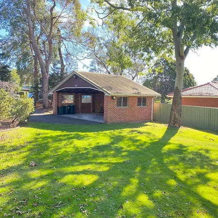 Mapleton Park Cottage-2
