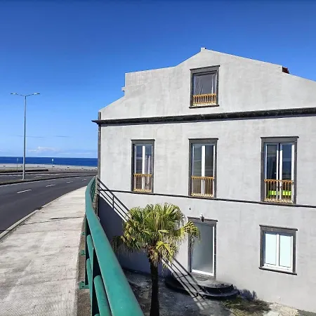 Seaside House-3