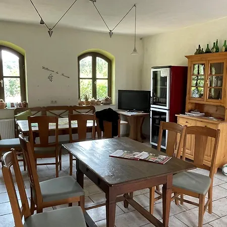 Weinbau&Pension – Familie Birgit und Bernhard Meusert-2