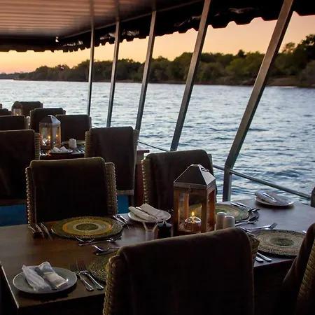 Zambezi Family Lodge - Leopard Room-2
