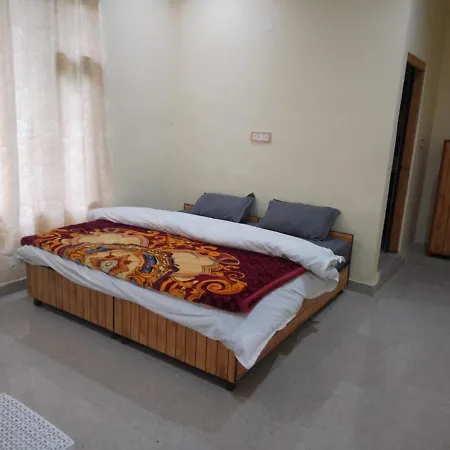 River Mount Guest House & Cafe-2