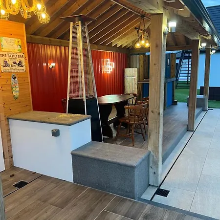 Green Monkey Lodge-2