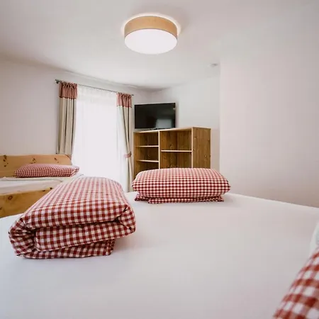 Nedererhof - Zimmer Edelweiß mit Gemeinschaftsküche-2