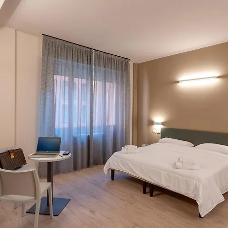 Astoria Comfort Rooms-2