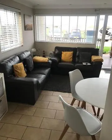 Seaview Cottage-2