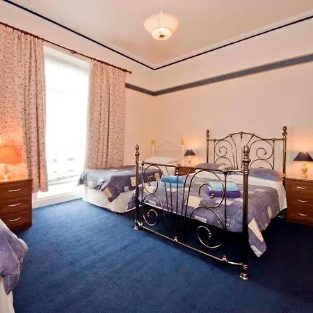 Ashurst Lodge-2