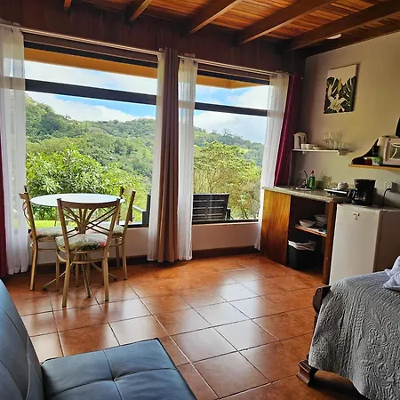 Monteluna Studios Monteverde-3