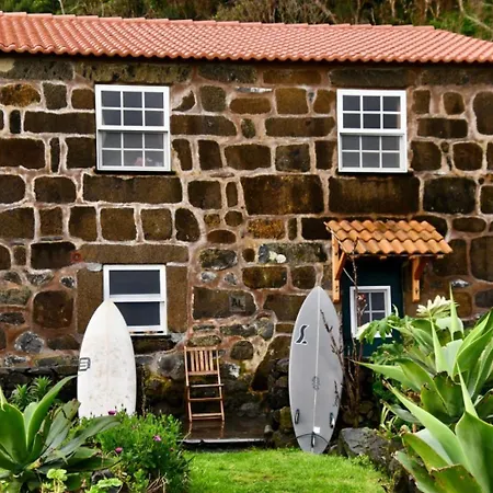 Caldeira Guesthouse-3