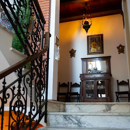 La Villa-2
