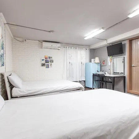 Hongdae Style Guesthouse-3