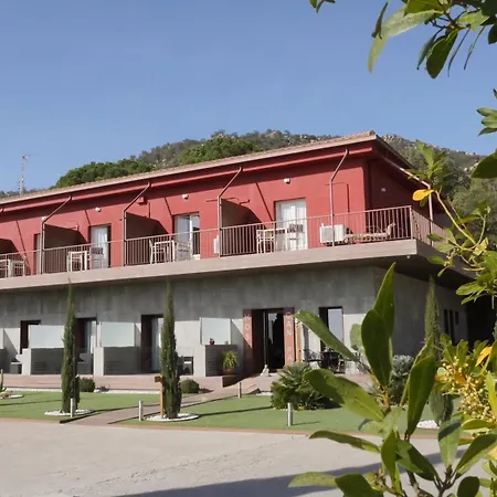 Hostal Rural Can Pau-3