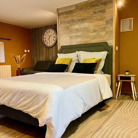 Le Manoir Des Haies Spa-3