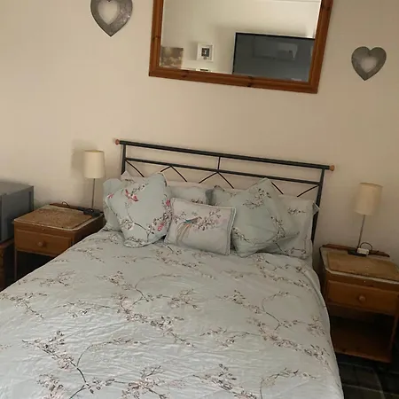Cromarty View Guest House Accommodations & B&B-3