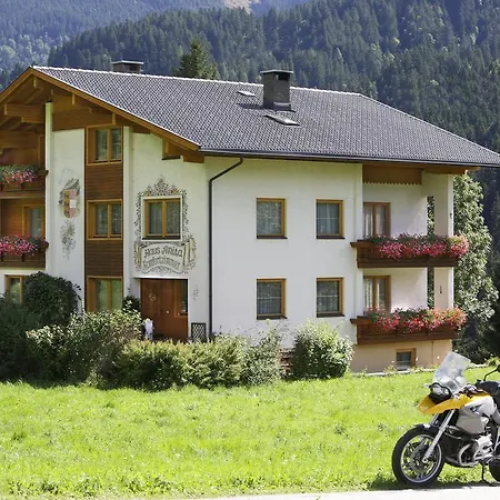 Hotel Garni Haus Anita-3