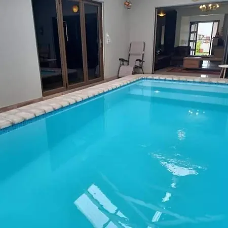 Carlo'S Boutique Guesthouse-2
