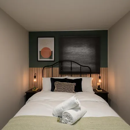 Benjamin Suite - Modern 3Br Apartment With Parking & Wifi-2