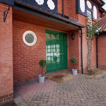 Chartwell Grove-2