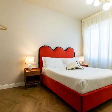 Daplace - Corso Sempione Suites-3