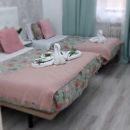 Hostal Milan-2