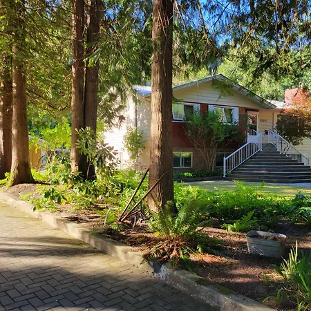 Riverbend Guest House-3
