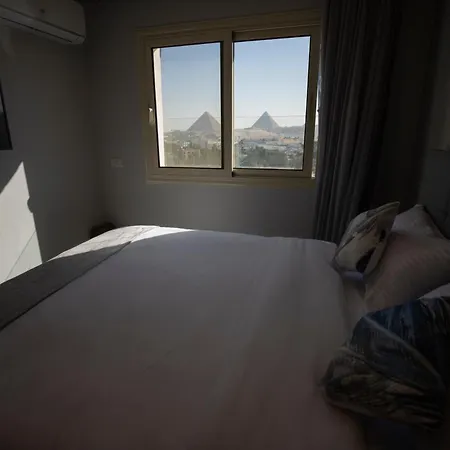 Wow Pyramids Inn With Rooftop Lounge-2