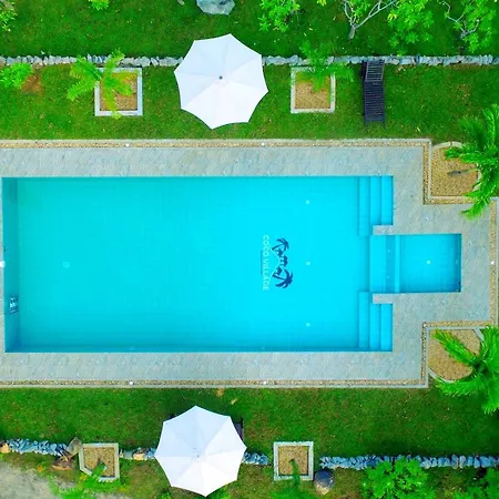 Coco Village Hotel Chilaw-3