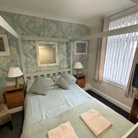 Greenmount Guest House - Pet Friendly No Extra - Central To Everything - Everyone Welcome-3