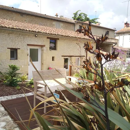 The Piggeries At La Maison Tumtum Arbre-2