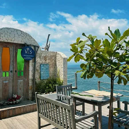 Vns Beachfront Guesthouse-2