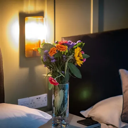 Glen Wynne Windermere - Free Off-Site Health Club Access With Pool, Sauna, Steam Room & Gym Short 5 Minute Drive Away-2