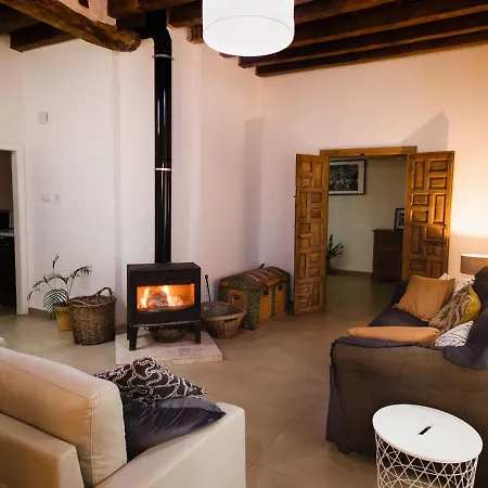 Casa De Los Cuadros-2
