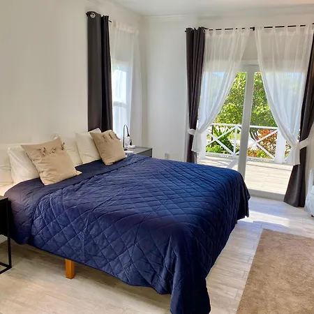 Eleuthera Retreat - Private Villa & Cottages On Pink Sand Beachfront-2
