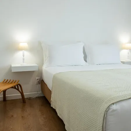 Raminhos Guest House-3