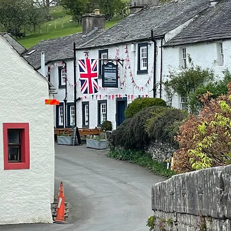 The Mardale Inn-3