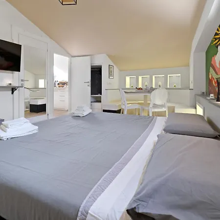 Ukiyo Suites And Rooms-2