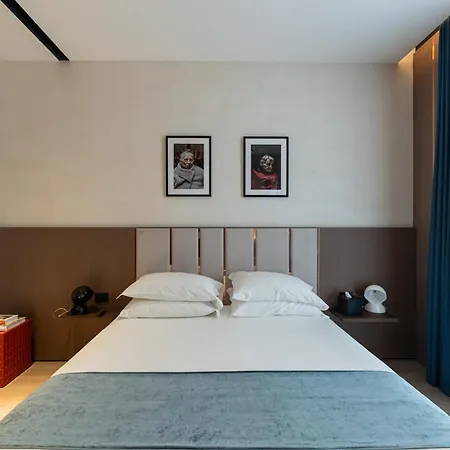 Agra Suites-3