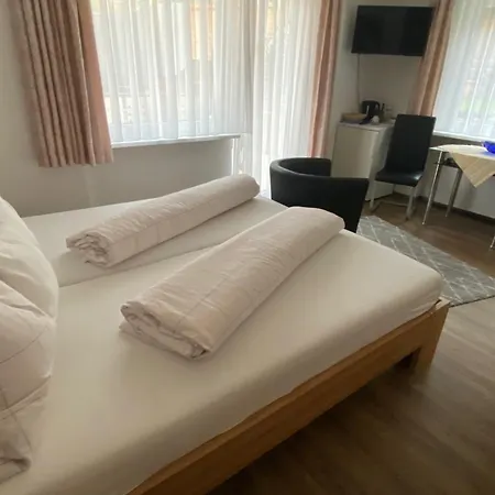 Gästehaus und Ferienwohnung Bächle-2