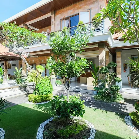 Wayan House Seminyak-3