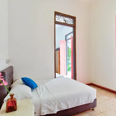 Casa Blanca San Antonio Hostal Boutique-3