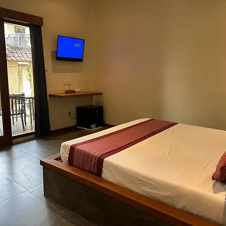 Warsa'S Garden Bungalow And Spa-2