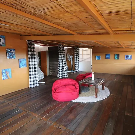 Seabreeze Hostel Bali-3