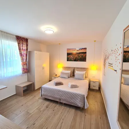 Coloured Rooms-2