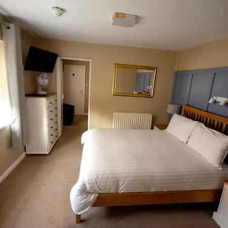 Salamander Guest House-3