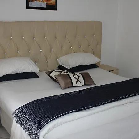 Tzaneen Guest House-2