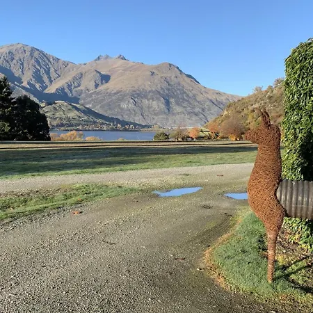 Tussock Cottage-3